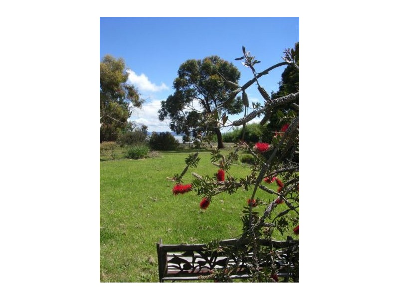 2 Jones Rd, Premaydena TAS 7185