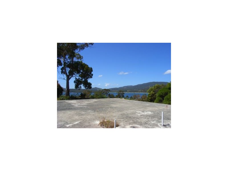 19 Free St, White Beach TAS 7184