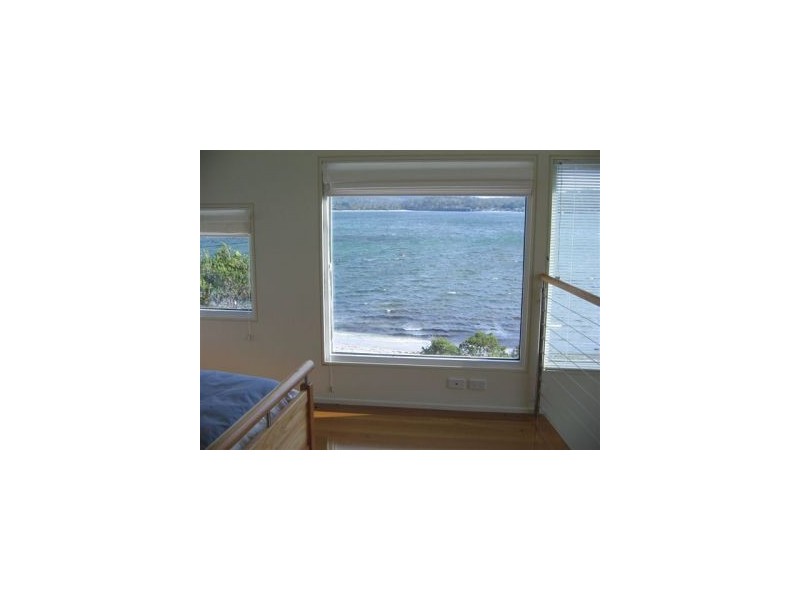 30 Apex Point Road, White Beach TAS 7184