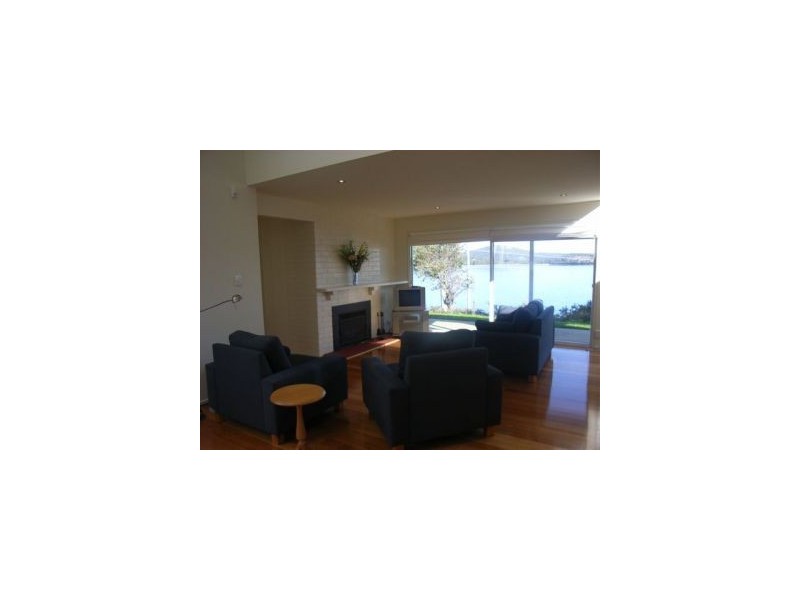 30 Apex Point Road, White Beach TAS 7184