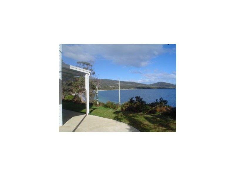 30 Apex Point Road, White Beach TAS 7184