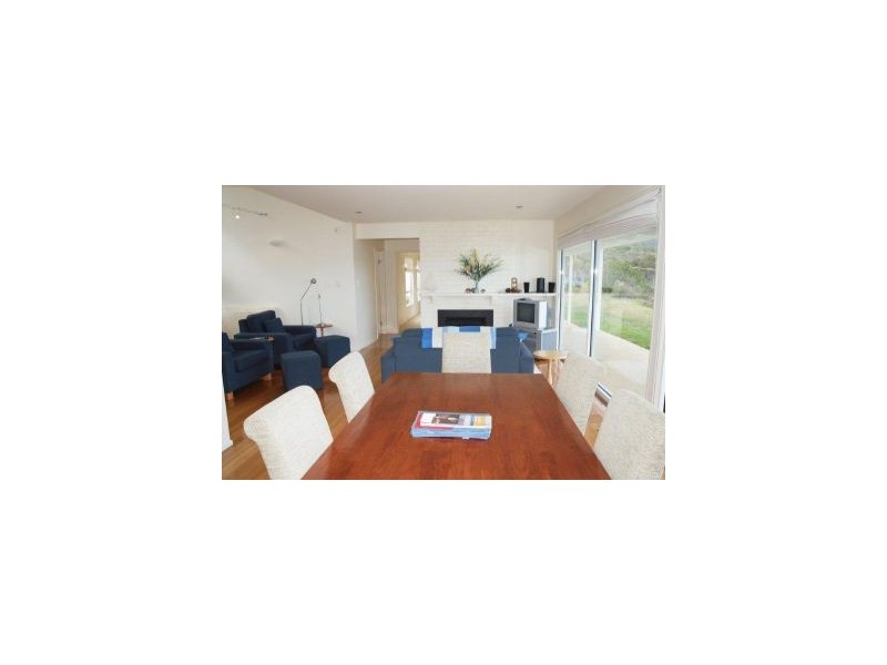 30 Apex Point Road, White Beach TAS 7184