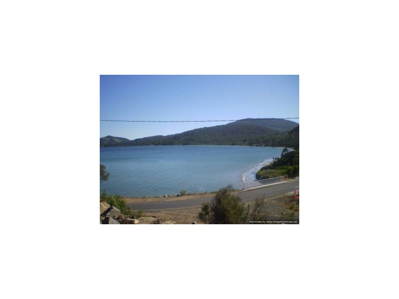379  White Beach Rd, White Beach TAS 7184