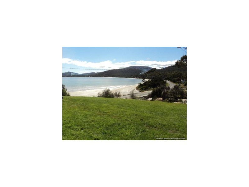 379  White Beach Rd, White Beach TAS 7184