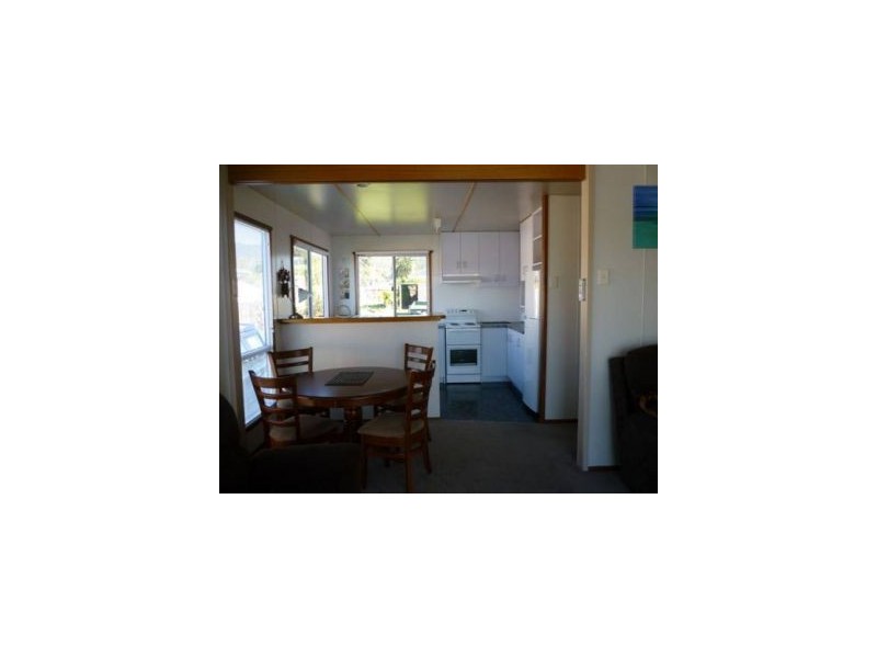 6 Esplanade, Dunalley TAS 7177
