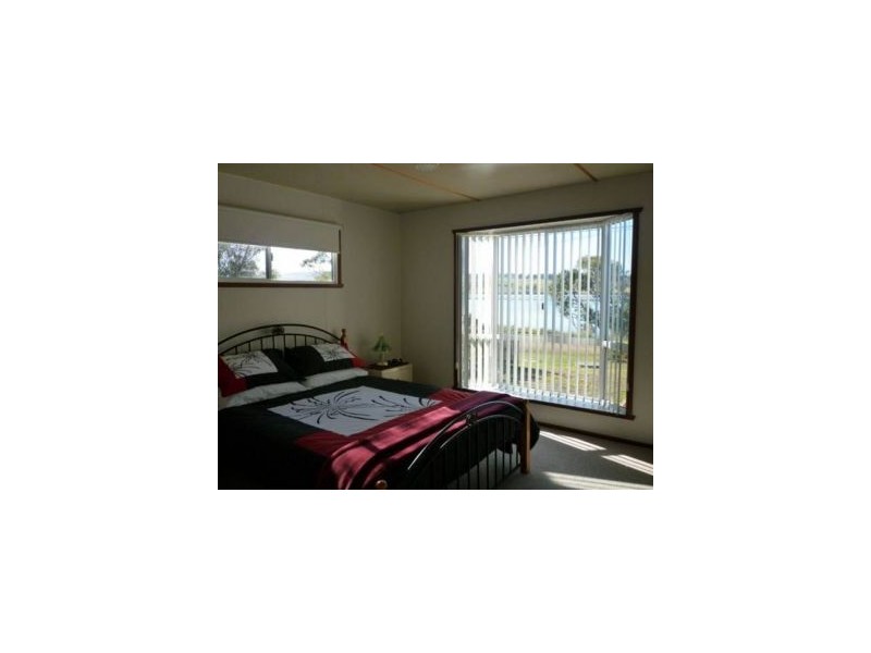 6 Esplanade, Dunalley TAS 7177