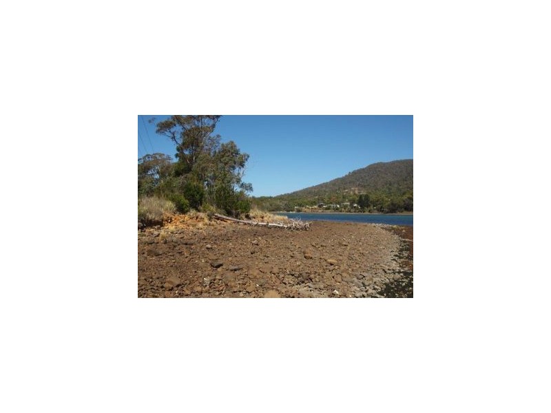 122/1 Old Jetty Rd, Eaglehawk Neck TAS 7179