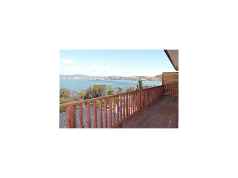 34 McKinly St, Midway Point TAS 7171