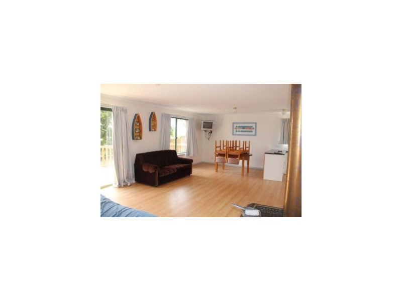 6 Lily Street, White Beach TAS 7184