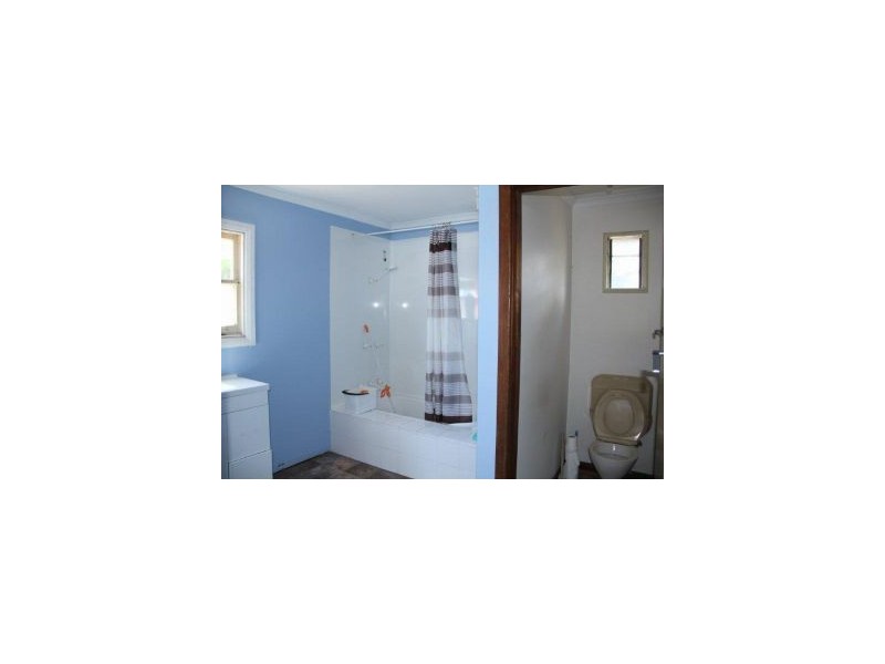 7 Oak Street, Primrose Sands TAS 7173