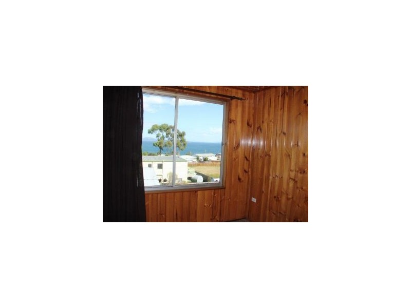 7 Oak Street, Primrose Sands TAS 7173