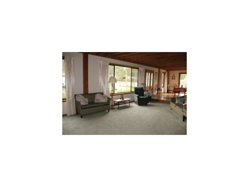 12 Lower Swamp Road, Lachlan TAS 7140