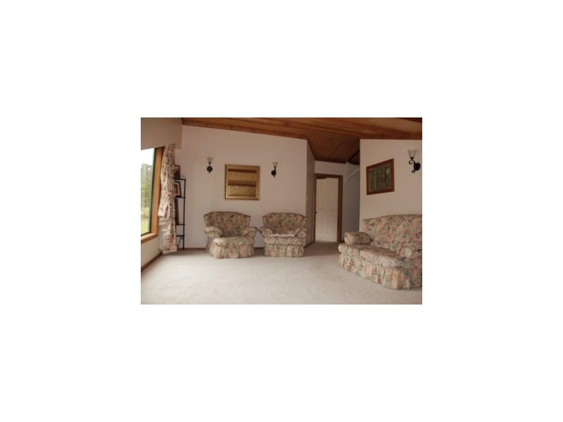 12 Lower Swamp Road, Lachlan TAS 7140