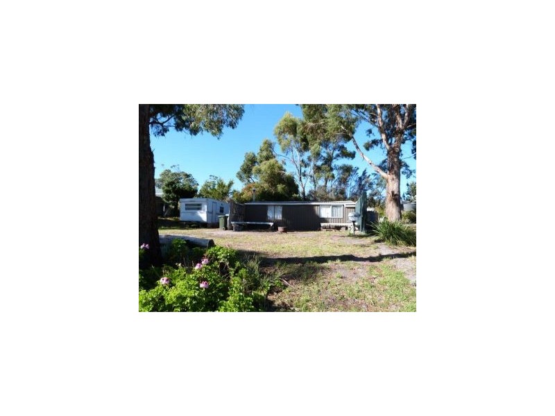 11 Fox Avenue, White Beach TAS 7184