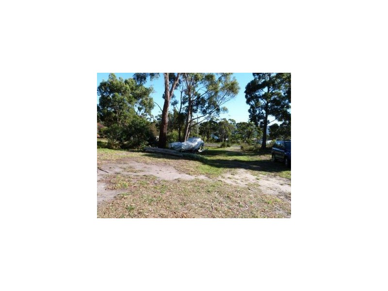 11 Fox Avenue, White Beach TAS 7184