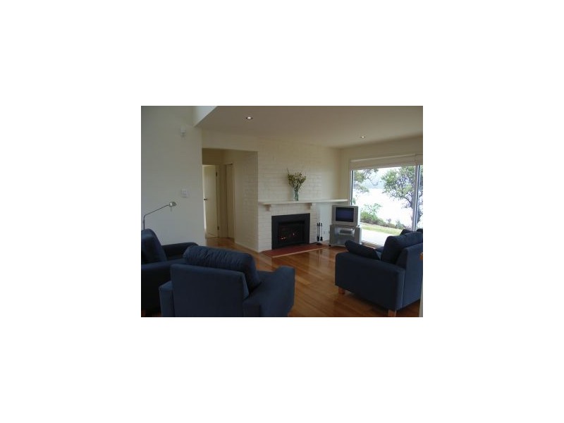 30 Apex Rd, White Beach TAS 7184