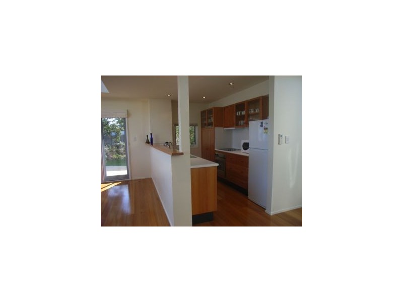 30 Apex Rd, White Beach TAS 7184