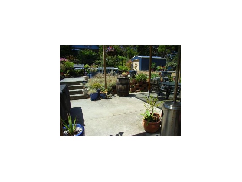 335 Pirates Bay Dr, Eaglehawk Neck TAS 7179