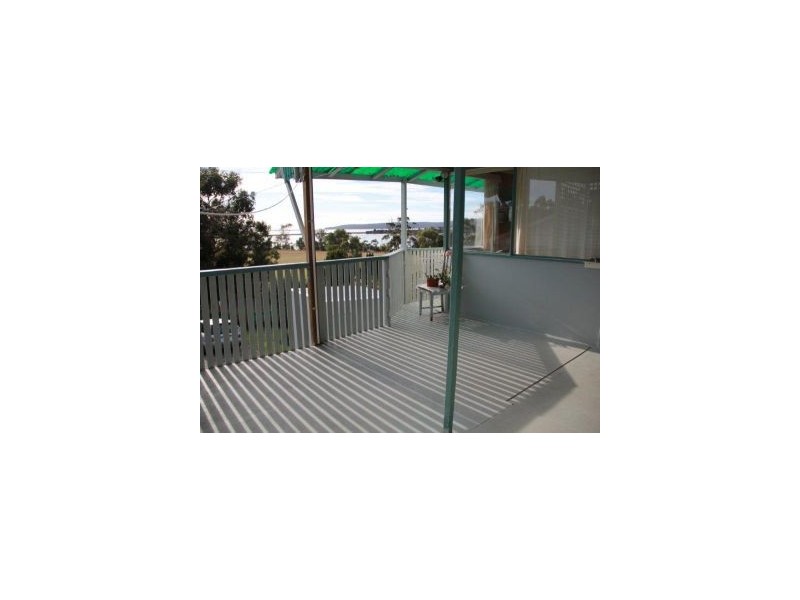 8 Boomer Jetty Rd, Boomer Bay TAS 7177