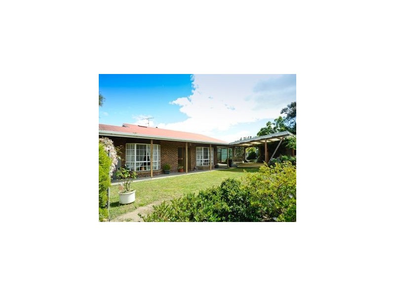 15 Wards Ave, Lewisham TAS 7173