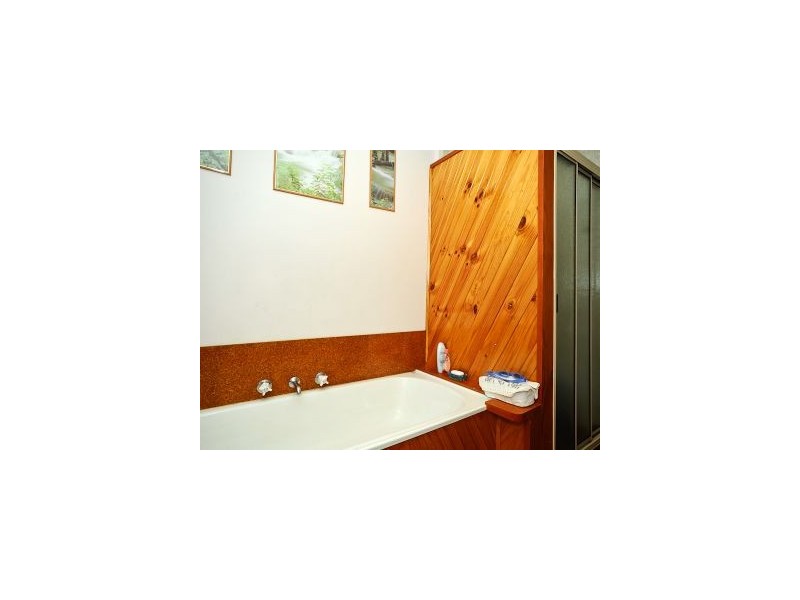 15 Wards Ave, Lewisham TAS 7173