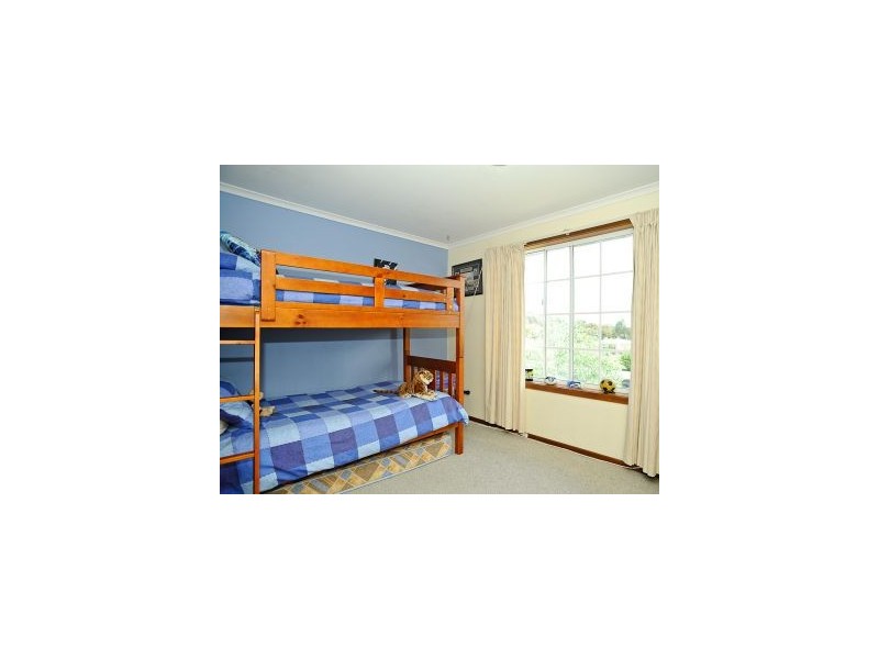 15 Wards Ave, Lewisham TAS 7173