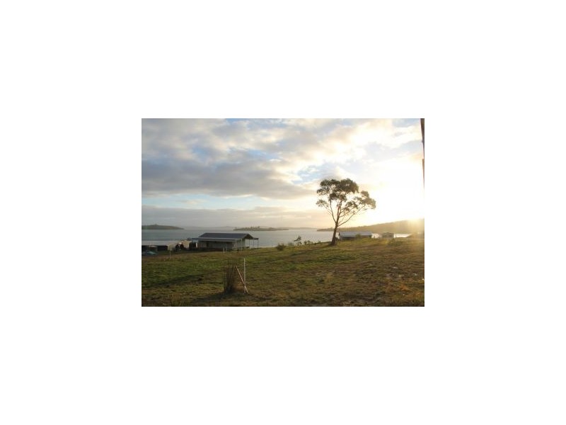 166 Sommers Bay Road, Murdunna TAS 7178