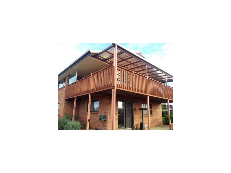 33 Raynors Rd, Midway Point TAS 7171