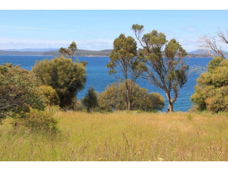 27 Linden Rd, Primrose Sands TAS 7173