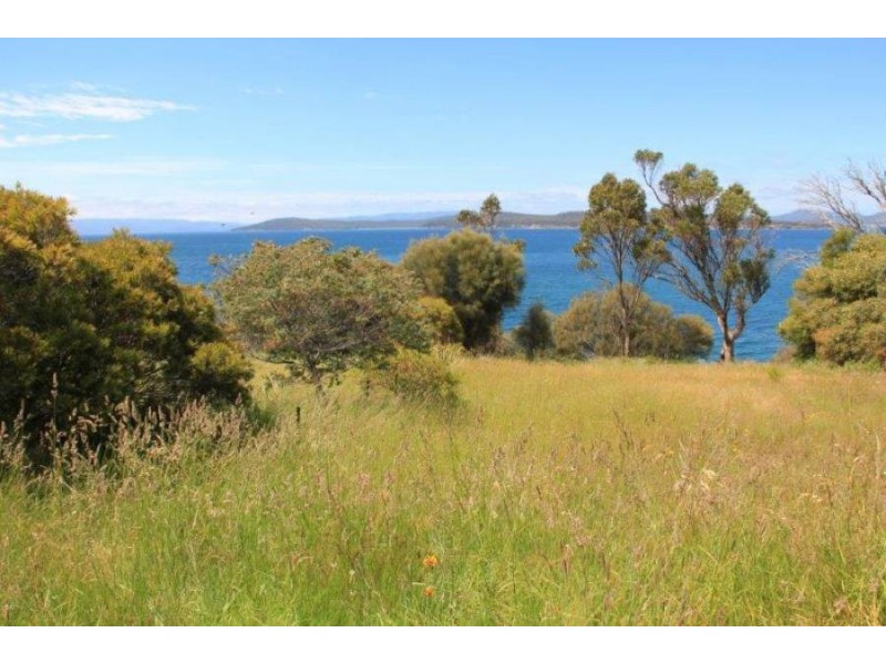 27 Linden Rd, Primrose Sands TAS 7173
