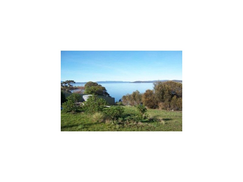 33 Linden Road, Primrose Sands TAS 7173