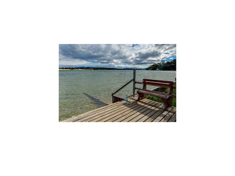241 Lewisham Scenic Drive, Lewisham TAS 7173