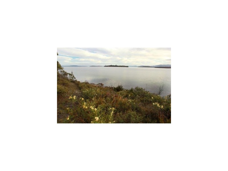 392 Sommers Bay Road, Murdunna TAS 7178