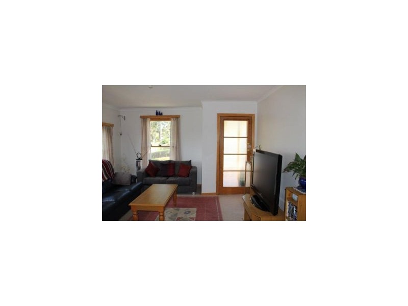 15 Broom Street, Primrose Sands TAS 7173