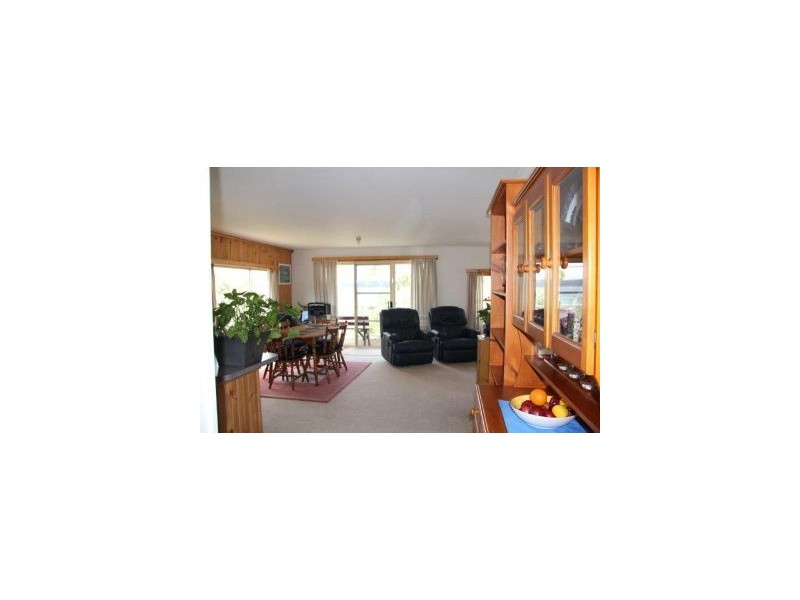 15 Broom Street, Primrose Sands TAS 7173