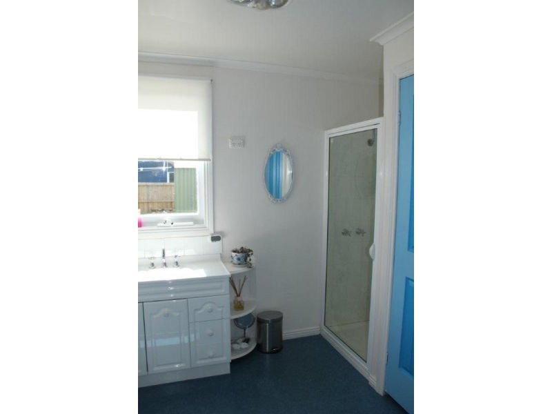 15 Broom Street, Primrose Sands TAS 7173