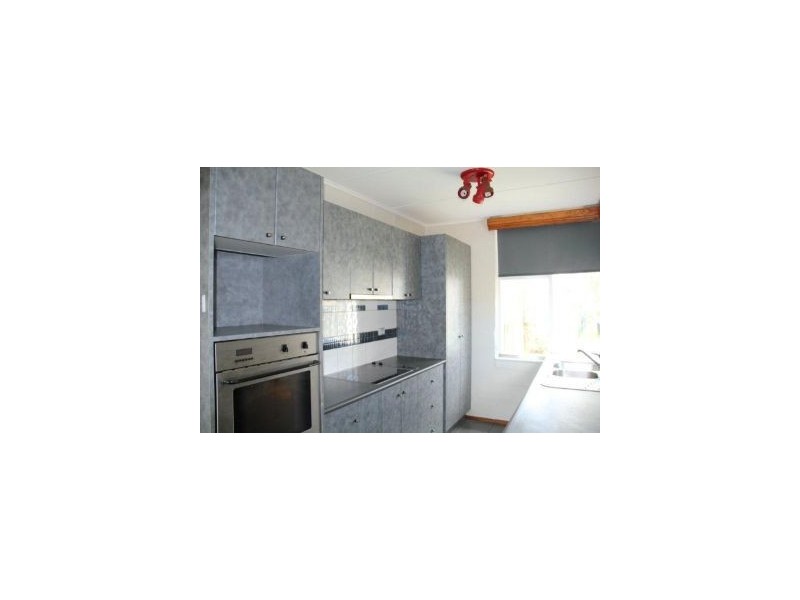 13 Tenth Avenue, Dodges Ferry TAS 7173