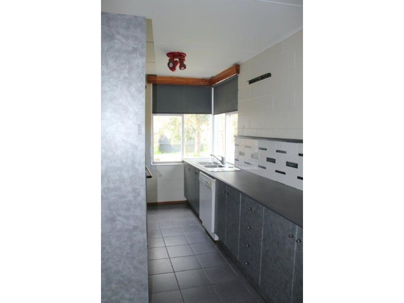 13 Tenth Avenue, Dodges Ferry TAS 7173