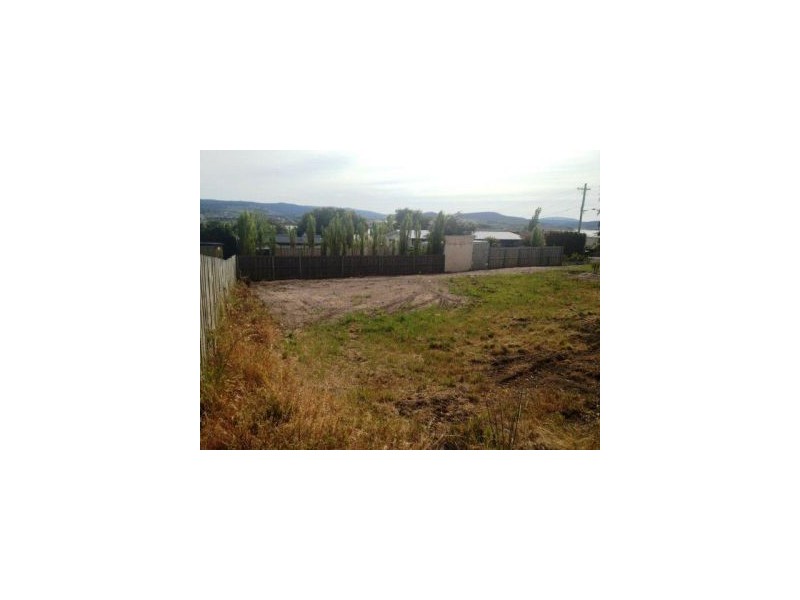 16 Bryant Street, Midway Point TAS 7171