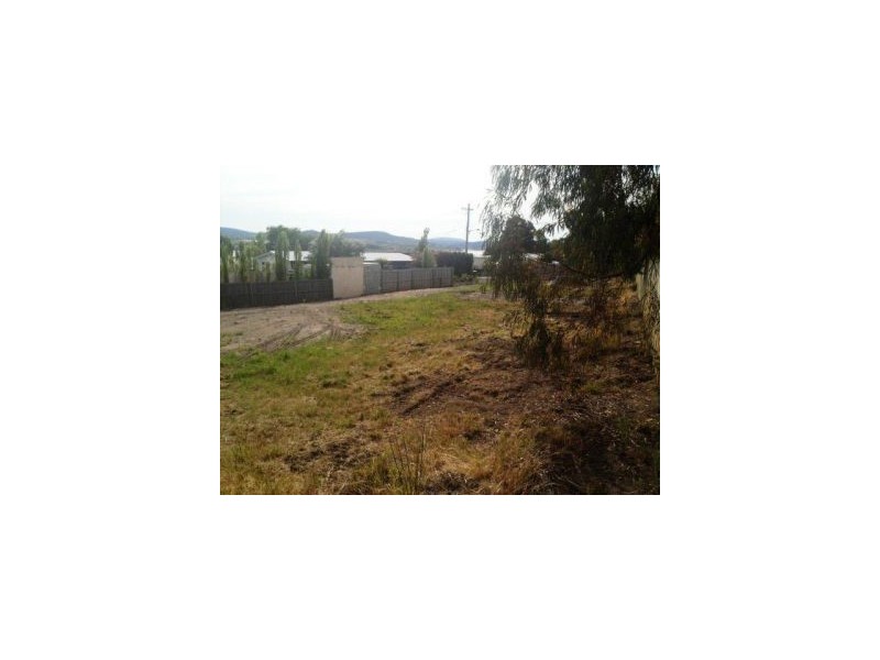 16 Bryant Street, Midway Point TAS 7171