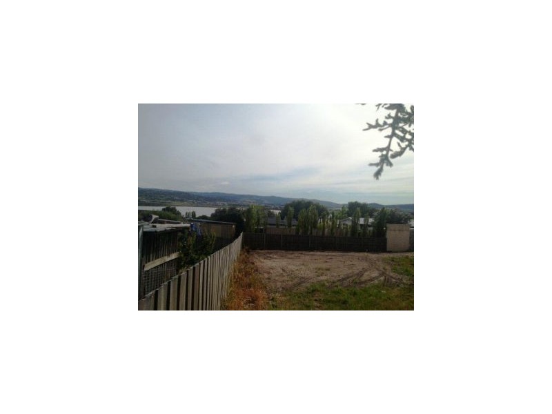 16 Bryant Street, Midway Point TAS 7171