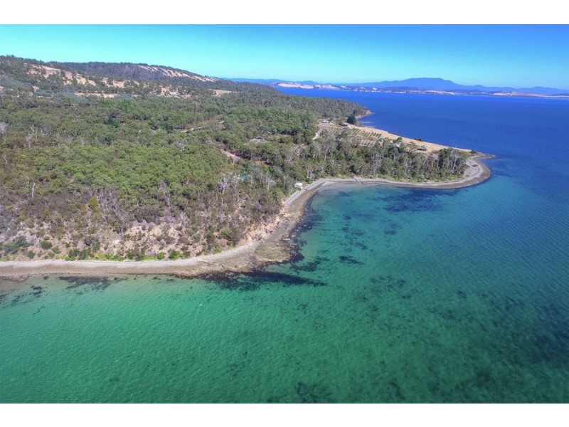 Sloping Main TAS 7186