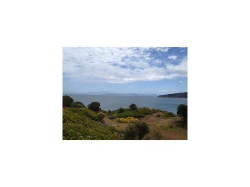 8 Linden Road, Primrose Sands TAS 7173