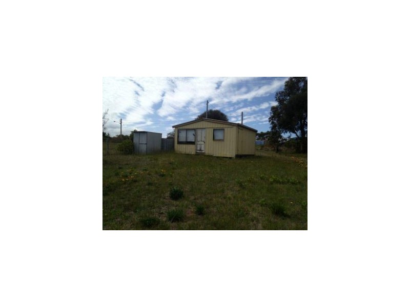 8 Linden Road, Primrose Sands TAS 7173