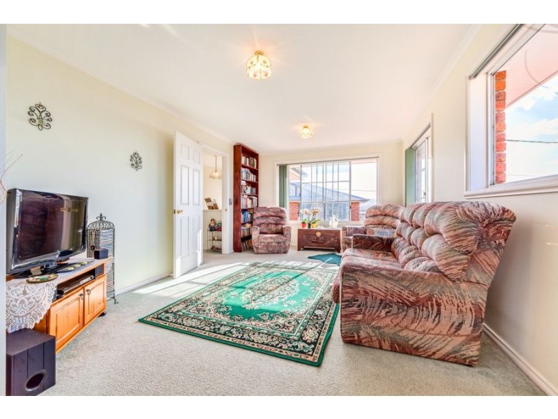 1/10 Stewart Court, Midway Point TAS 7171