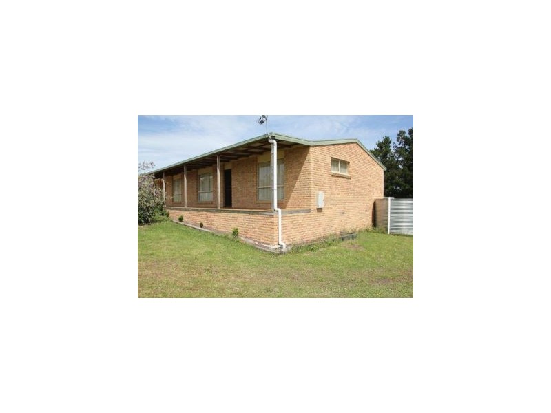 8 Colleen Crescent, Primrose Sands TAS 7173