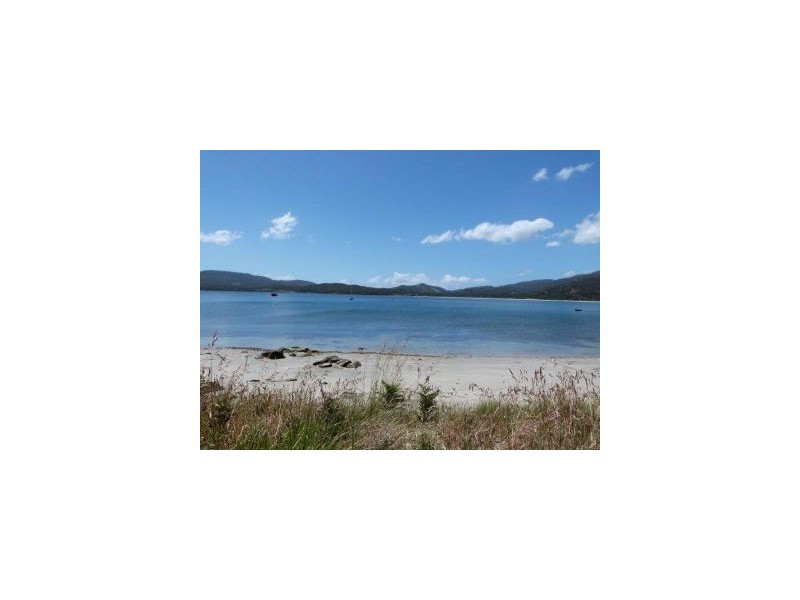 10 Noyes Road, White Beach TAS 7184