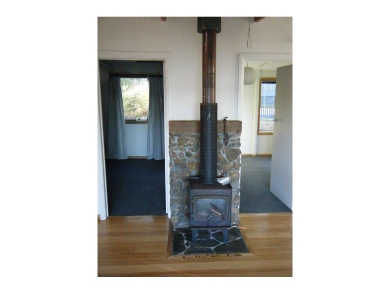 24 Craigs Hill Road, Boomer Bay TAS 7177