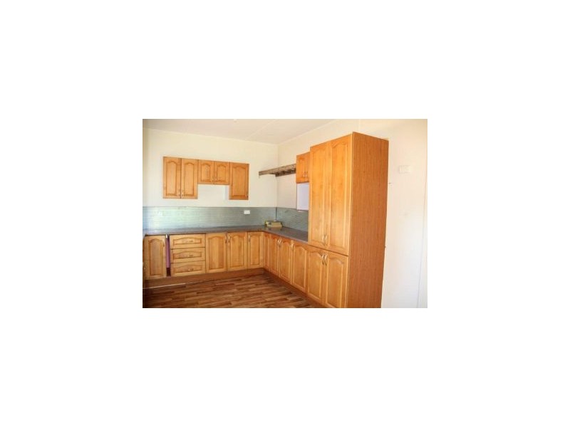 8 Arthur Highway, Dunalley TAS 7177