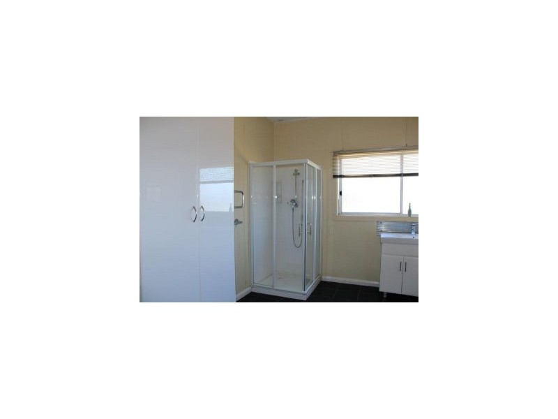 8 Arthur Highway, Dunalley TAS 7177